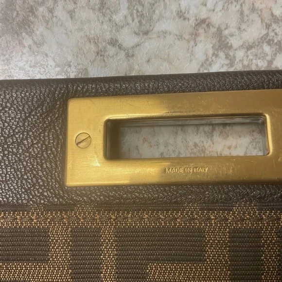 Fendi Peekaboo bag, brown leather, zucca print inside , no shoulder strap. - Picture 7 of 16